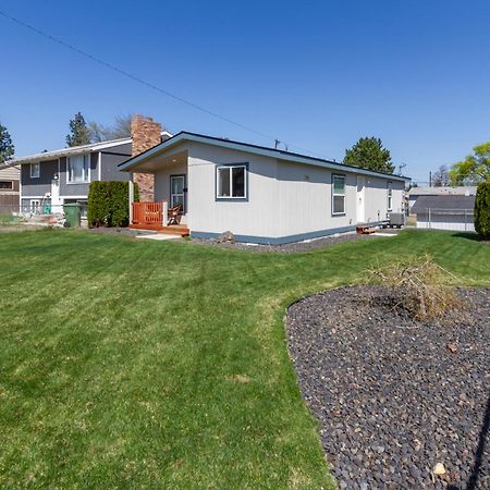 Cute And Cozy 3 Bed 2 Bath Home In North Spokane Kültér fotó